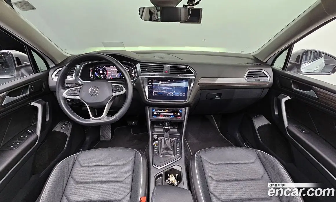 Volkswagen Tiguan 2024 2.0 автомат (гидро), фото 9 Volkswagen Tiguan 2024 2.0 автомат (гидро), фото 9