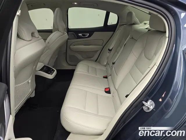 Volvo S60 2024 2.0 автомат (гидро), миниатюра 11 Volvo S60 2024 2.0 автомат (гидро), миниатюра 11