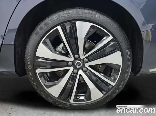 Volvo S60 2024 2.0 автомат (гидро), миниатюра 5 Volvo S60 2024 2.0 автомат (гидро), миниатюра 5