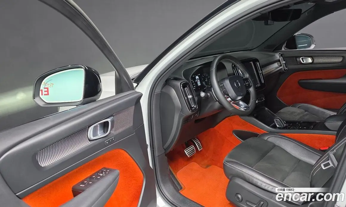Volvo XC40 2019 2.0 автомат (гидро), фото 12 Volvo XC40 2019 2.0 автомат (гидро), фото 12