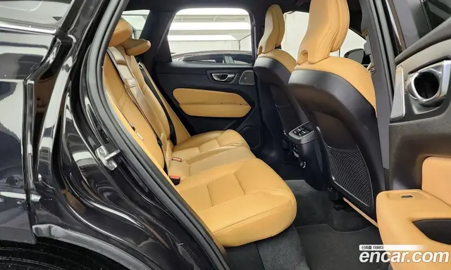Volvo XC60 2020 2.0 автомат (гидро), миниатюра 12
