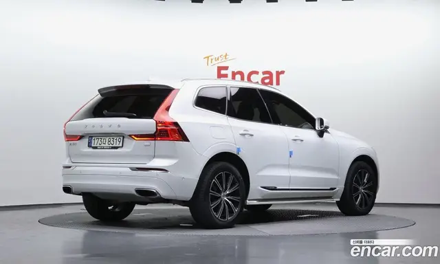 Volvo XC60 2020 2.0 автомат (гидро), миниатюра 2 Volvo XC60 2020 2.0 автомат (гидро), миниатюра 2