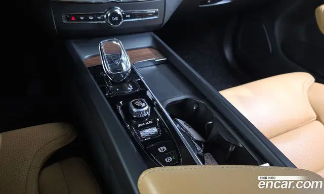 Volvo XC60 2020 2.0 автомат (гидро), миниатюра 12