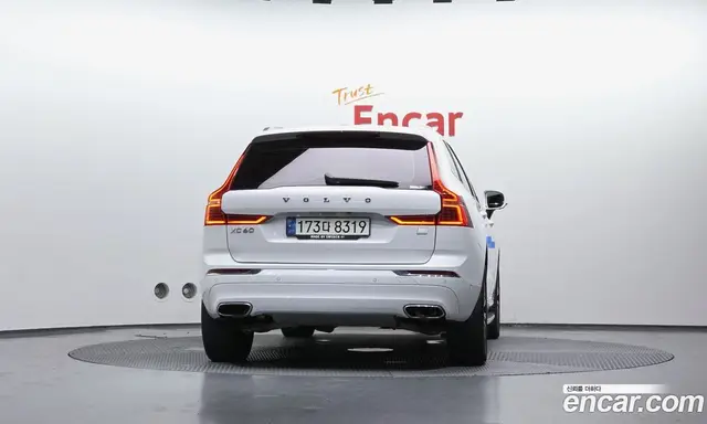 Volvo XC60 2020 2.0 автомат (гидро), миниатюра 4 Volvo XC60 2020 2.0 автомат (гидро), миниатюра 4