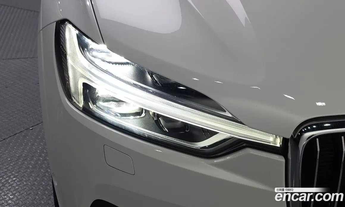 Volvo XC60 2020 2.0 автомат (гидро), фото 8 Volvo XC60 2020 2.0 автомат (гидро), фото 8