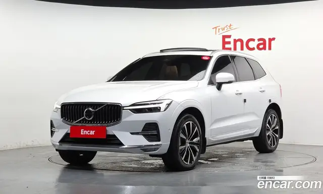 Volvo XC60 2025 2.0 автомат (гидро), миниатюра 1 Volvo XC60 2025 2.0 автомат (гидро), миниатюра 1
