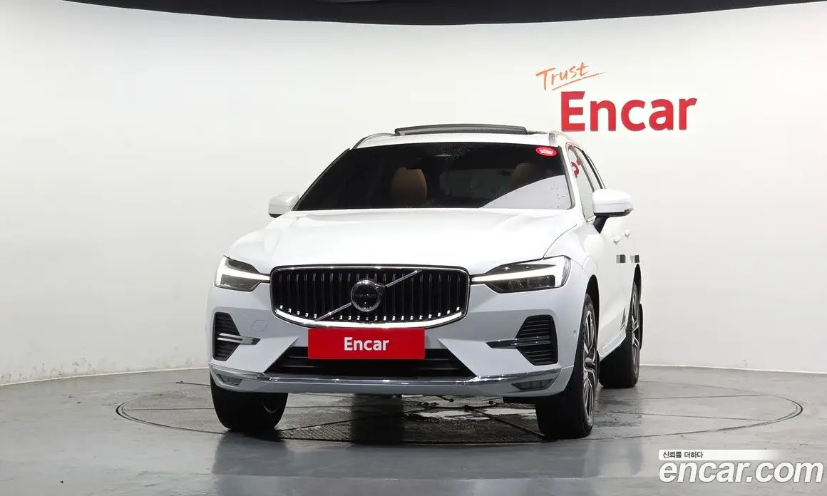 Volvo XC60 2025 2.0 автомат (гидро), фото 3 Volvo XC60 2025 2.0 автомат (гидро), фото 3