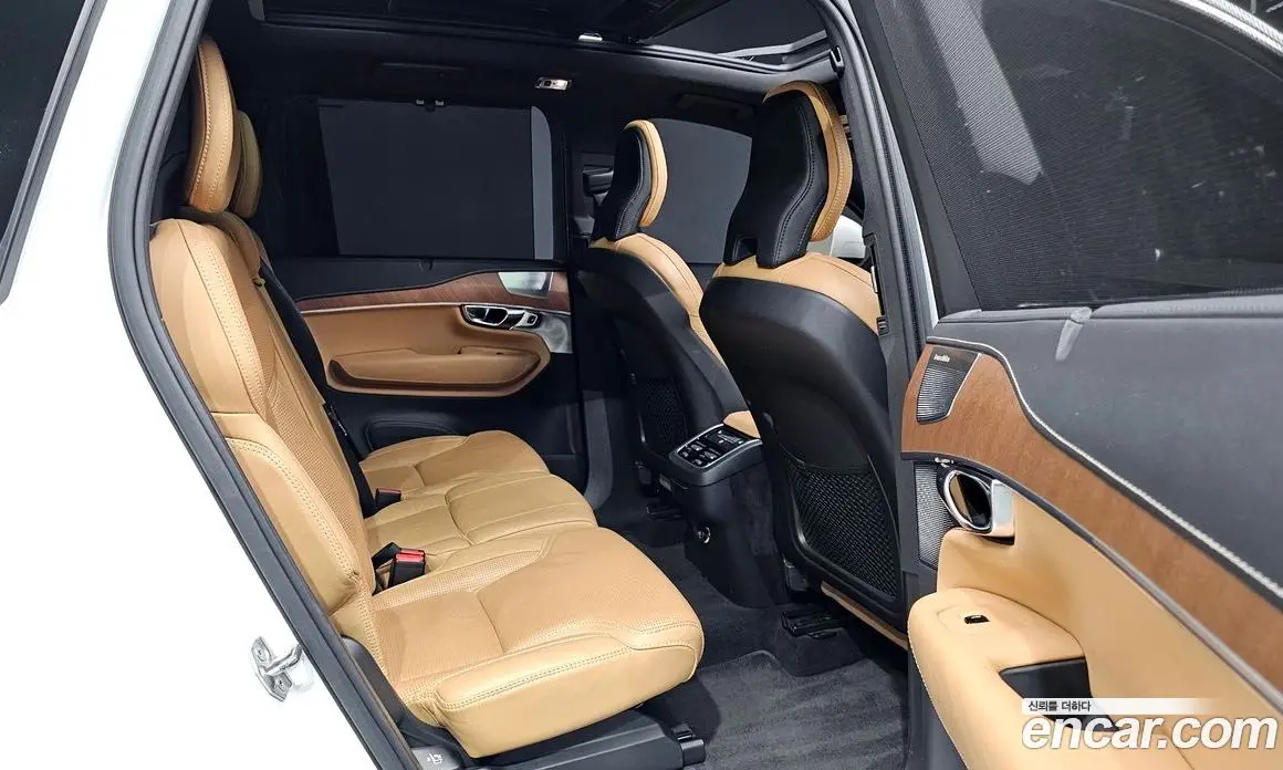 Volvo XC90 2019 2.0 автомат (гидро), фото 12 Volvo XC90 2019 2.0 автомат (гидро), фото 12