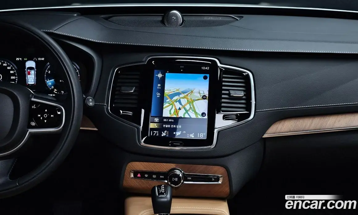 Volvo XC90 2019 2.0 автомат (гидро), фото 15 Volvo XC90 2019 2.0 автомат (гидро), фото 15