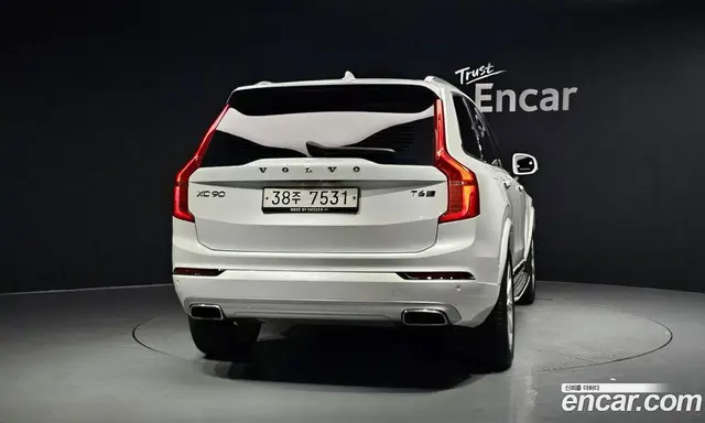 Volvo XC90 2019 2.0 автомат (гидро), миниатюра 4 Volvo XC90 2019 2.0 автомат (гидро), миниатюра 4