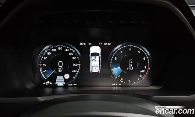 Volvo XC90 2019 2.0 автомат (гидро), миниатюра 8 Volvo XC90 2019 2.0 автомат (гидро), миниатюра 8
