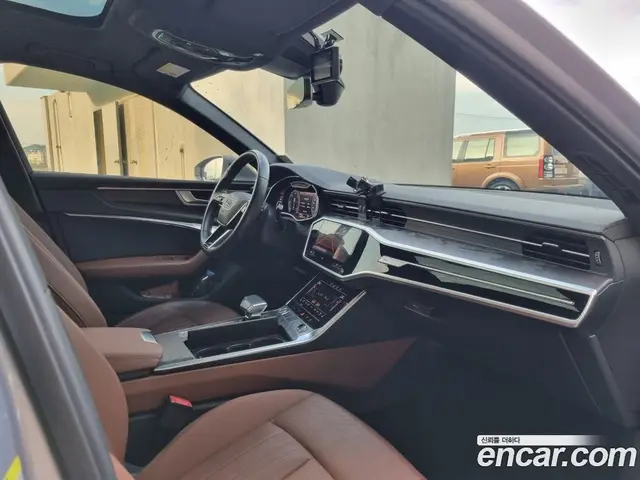 Audi A6 2020 2.0 автомат (гидро), миниатюра 12