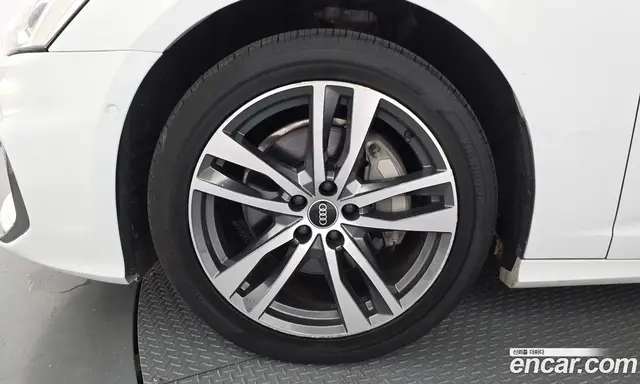 Audi A6 2022 2.0 автомат (гидро), миниатюра 5 Audi A6 2022 2.0 автомат (гидро), миниатюра 5