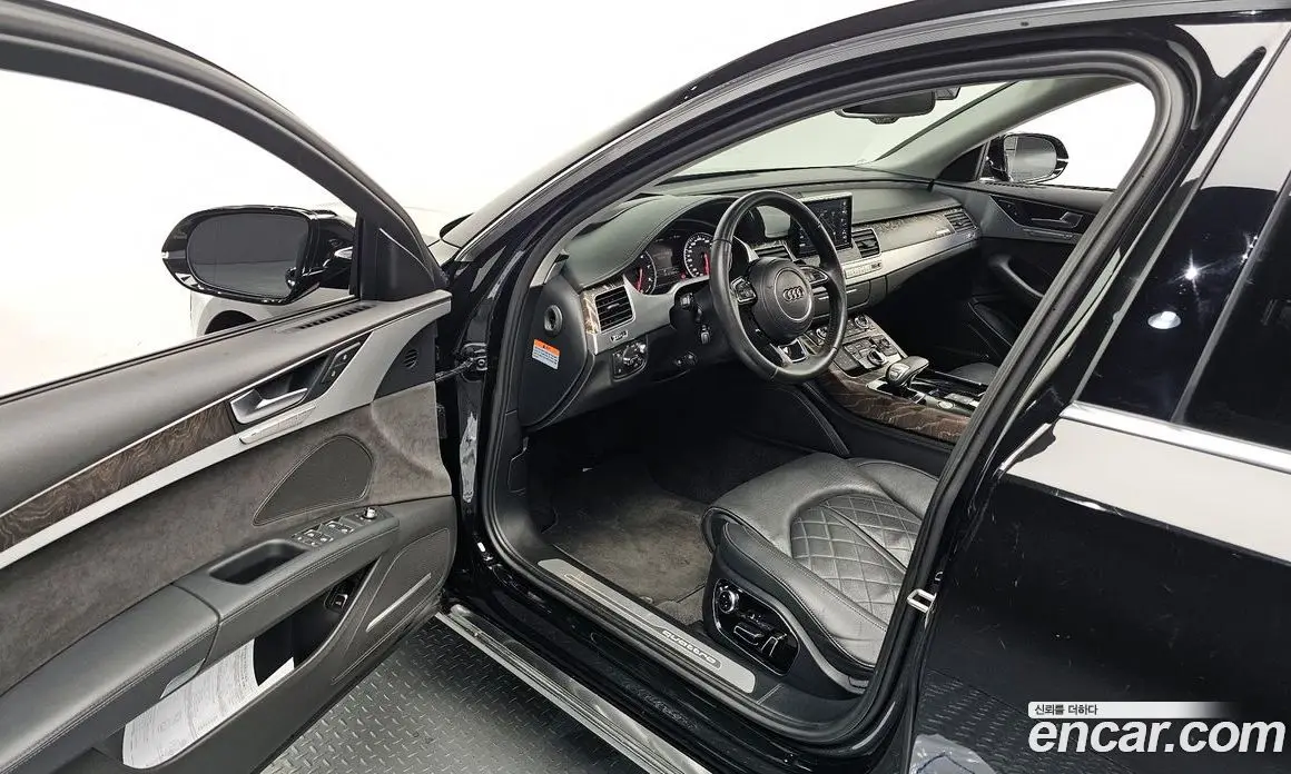 Audi A8 2016 4.0 автомат (гидро), фото 11 Audi A8 2016 4.0 автомат (гидро), фото 11