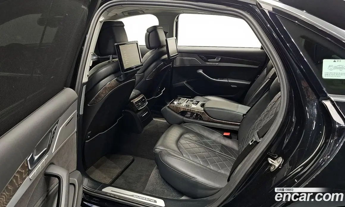 Audi A8 2016 4.0 автомат (гидро), фото 12 Audi A8 2016 4.0 автомат (гидро), фото 12