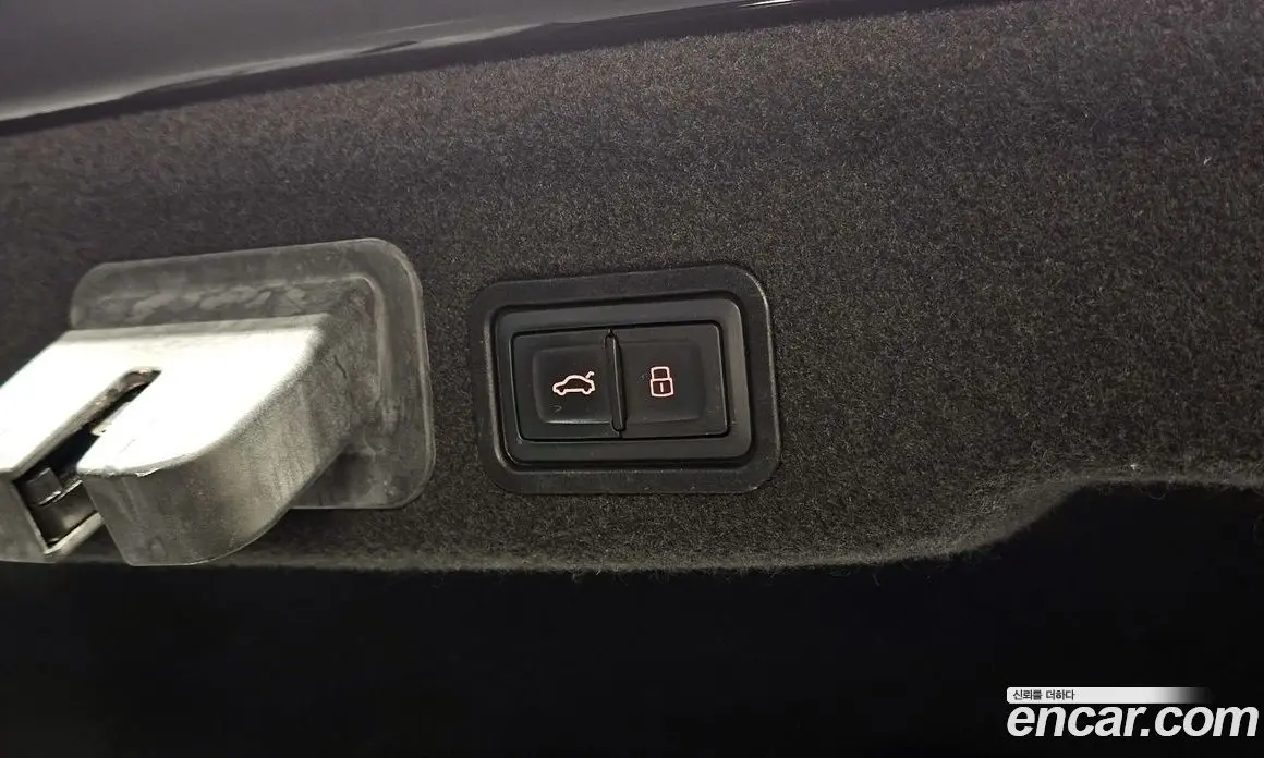 Audi A8 2016 4.0 автомат (гидро), фото 19 Audi A8 2016 4.0 автомат (гидро), фото 19
