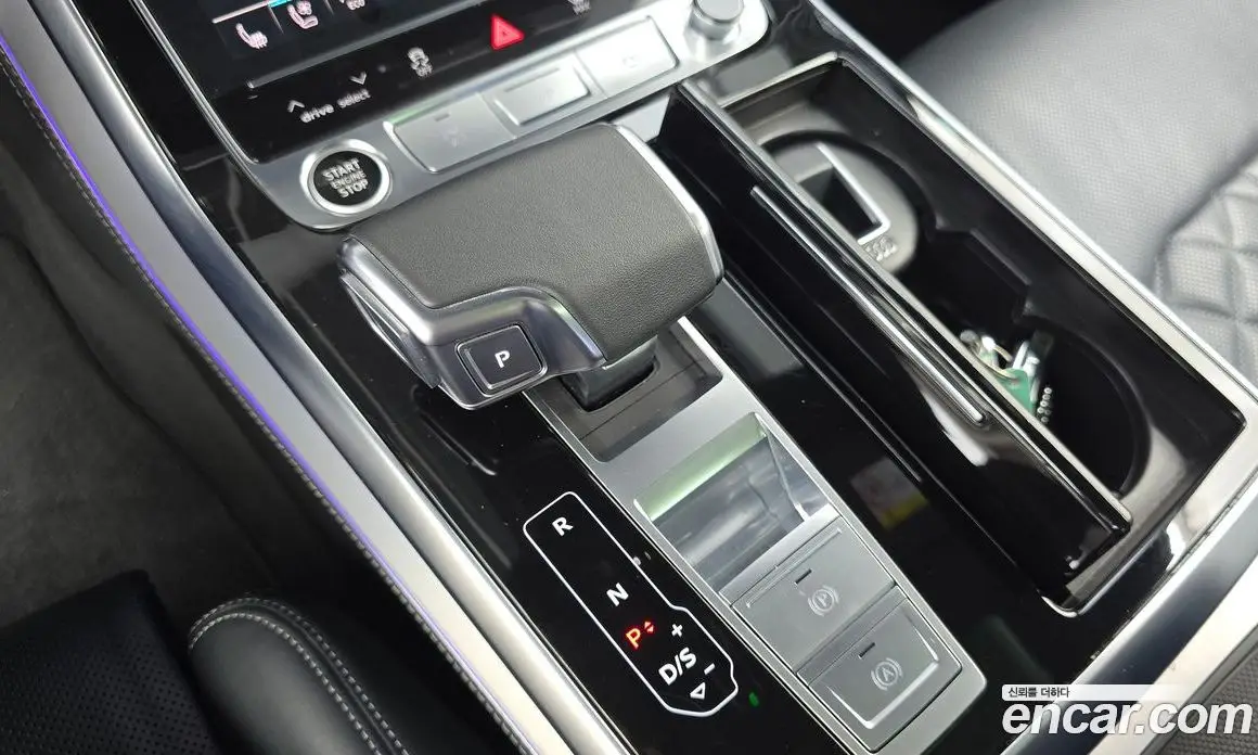 Audi Q7 2022 3.0 автомат (гидро), фото 12