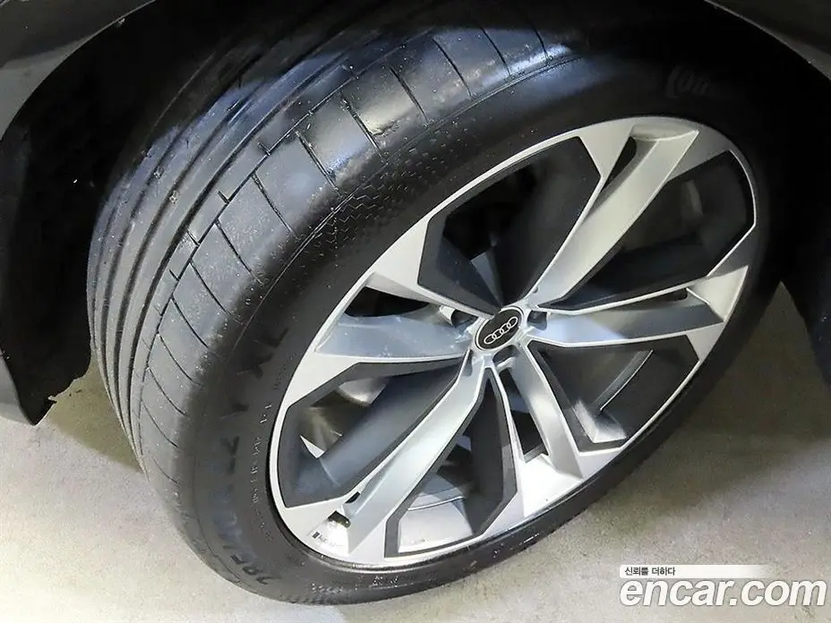 Audi Q8 2026 3.0 автомат (гидро), фото 20 Audi Q8 2026 3.0 автомат (гидро), фото 20