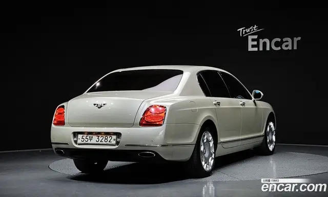 Bentley Flying Spur 2011 6.0 автомат (гидро), миниатюра 2 Bentley Flying Spur 2011 6.0 автомат (гидро), миниатюра 2