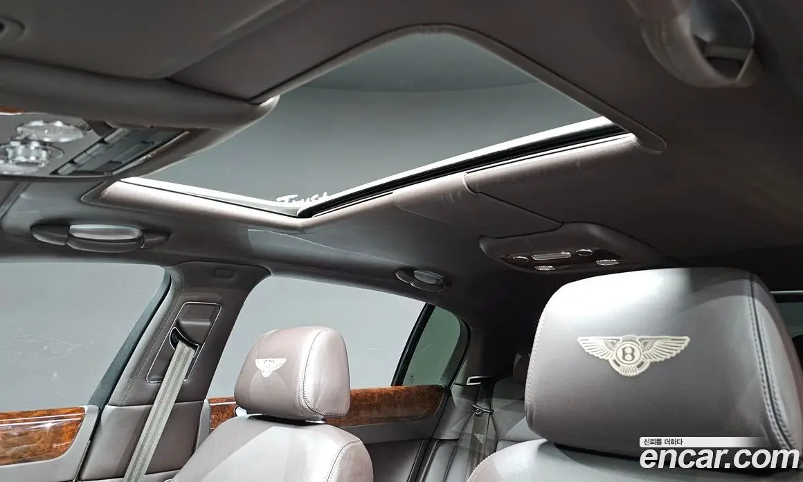 Bentley Flying Spur 2011 6.0 автомат (гидро), фото 19 Bentley Flying Spur 2011 6.0 автомат (гидро), фото 19