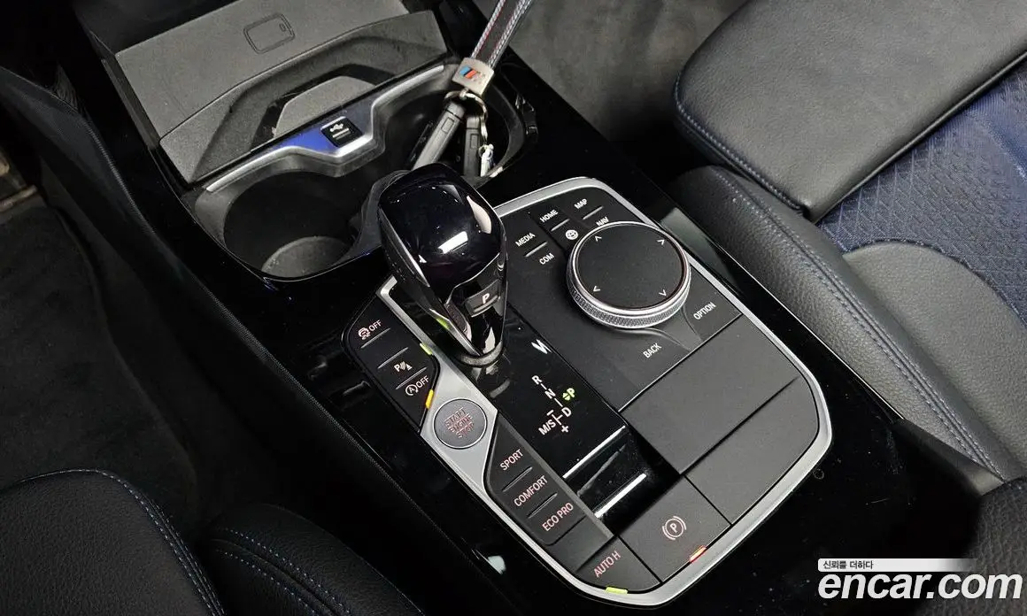 BMW 1 серия 2023 2.0 автомат (гидро), фото 9