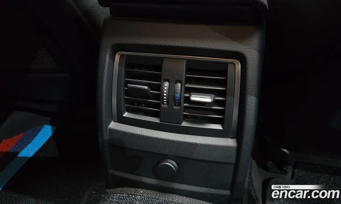 BMW 3 серия 2018 2.0 автомат (гидро), фото 31