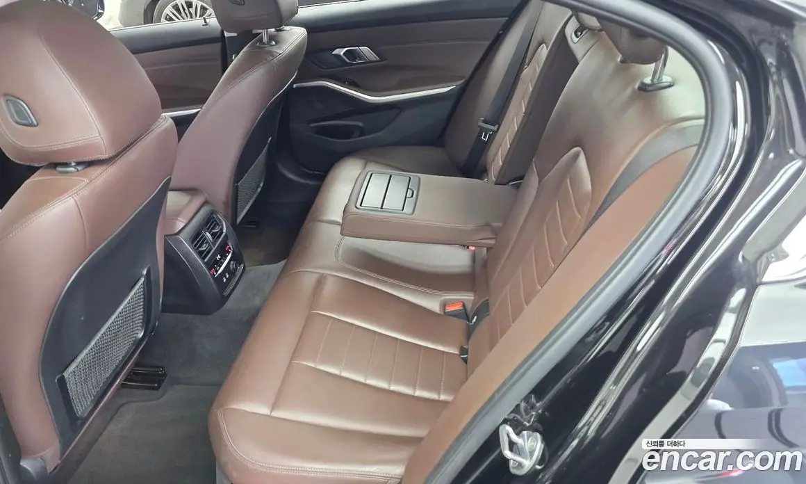 BMW 3 серия 2019 2.0 автомат (гидро), фото 16 BMW 3 серия 2019 2.0 автомат (гидро), фото 16