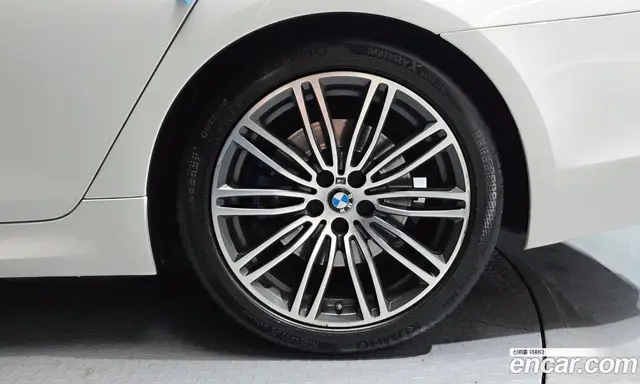 BMW 5 серия 2019 2.0 автомат (гидро), миниатюра 7 BMW 5 серия 2019 2.0 автомат (гидро), миниатюра 7