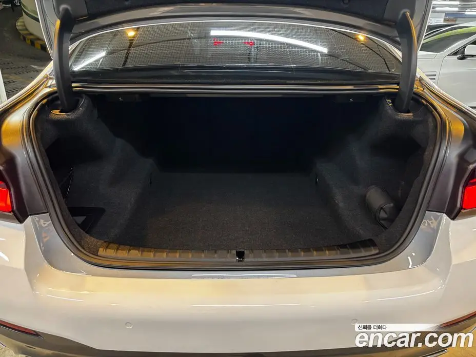 BMW 5 серия 2022 2.0 автомат (гидро), фото 18