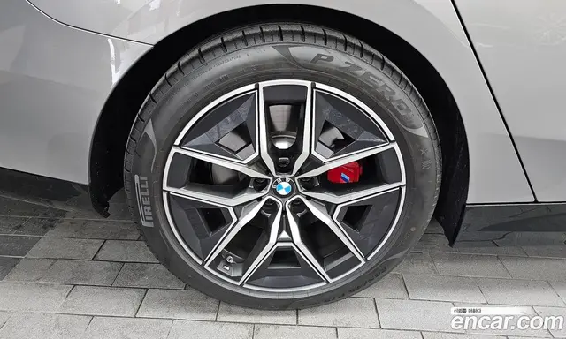 BMW 5 серия 2025 2.0 автомат (гидро), миниатюра 5 BMW 5 серия 2025 2.0 автомат (гидро), миниатюра 5