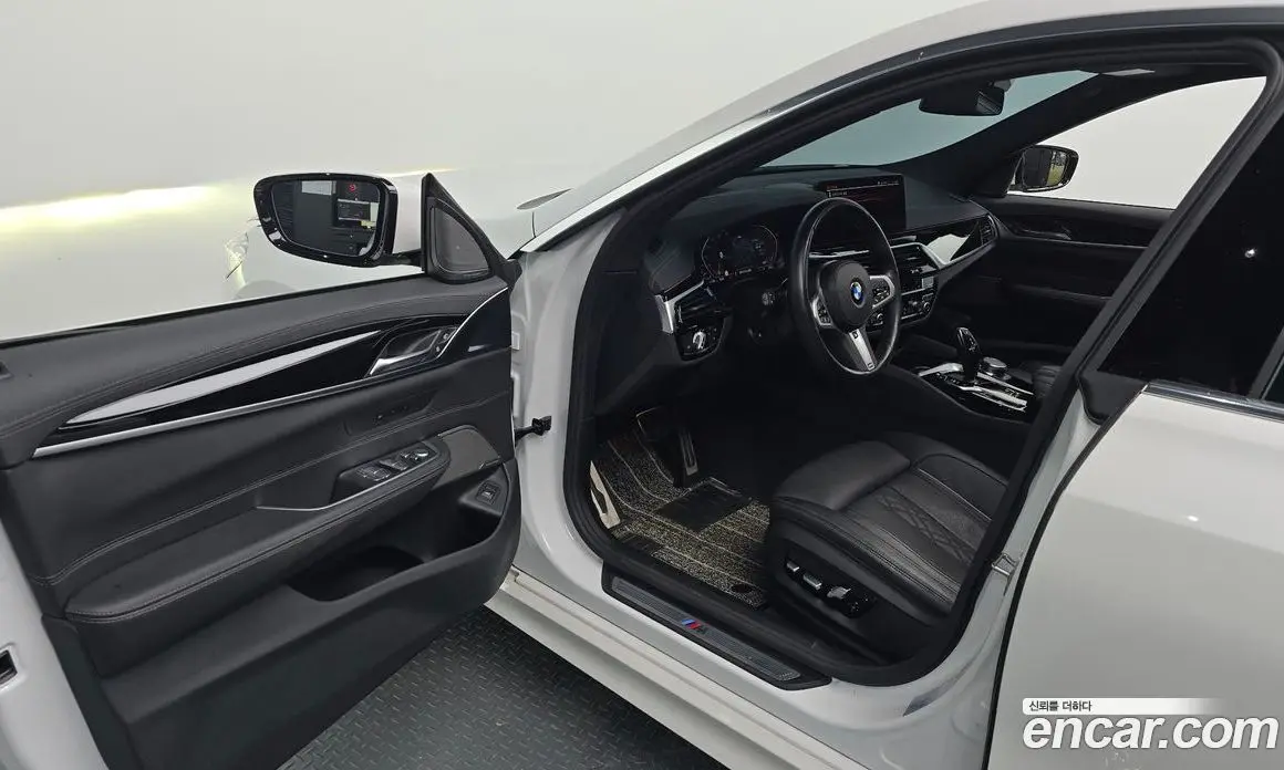 BMW 6 серия 2023 3.0 автомат (гидро), фото 10 BMW 6 серия 2023 3.0 автомат (гидро), фото 10