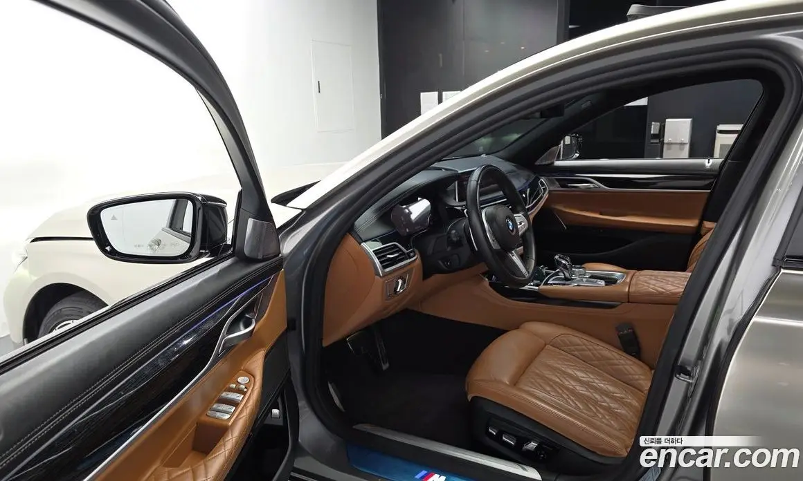 BMW 7 серия 2019 3.0 автомат (гидро), фото 10 BMW 7 серия 2019 3.0 автомат (гидро), фото 10