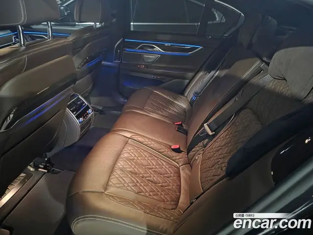 BMW 7 серия 2021 3.0 автомат (гидро), миниатюра 10 BMW 7 серия 2021 3.0 автомат (гидро), миниатюра 10