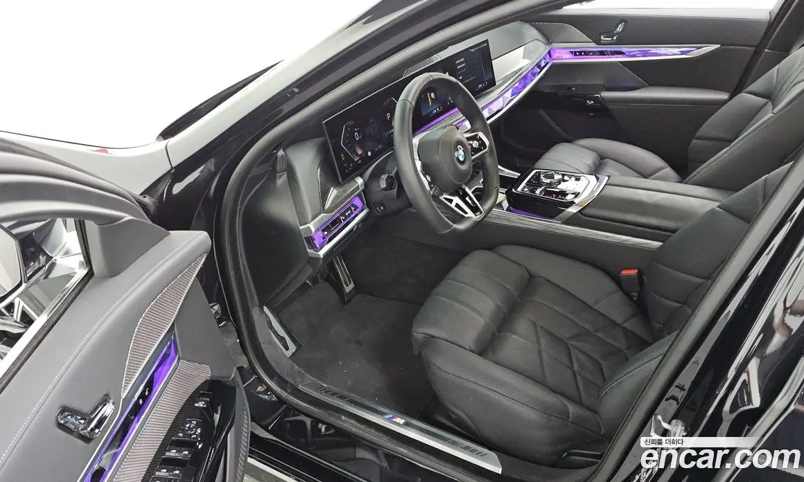 BMW 7 серия 2024 3.0 автомат (гидро), фото 13 BMW 7 серия 2024 3.0 автомат (гидро), фото 13