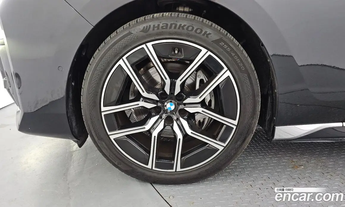 BMW 7 серия 2024 3.0 автомат (гидро), фото 5 BMW 7 серия 2024 3.0 автомат (гидро), фото 5