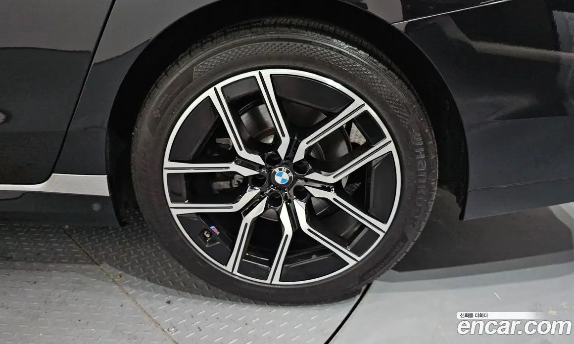 BMW 7 серия 2024 3.0 автомат (гидро), фото 7 BMW 7 серия 2024 3.0 автомат (гидро), фото 7