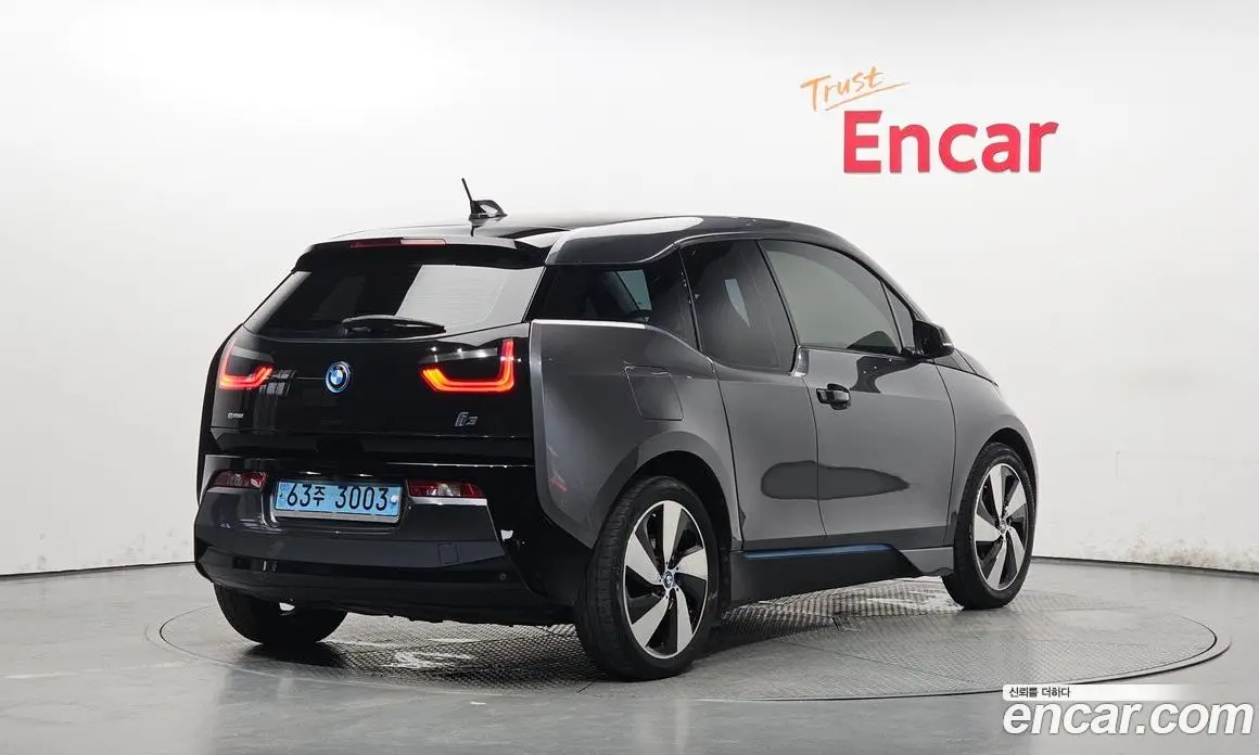 BMW i3 2016 автомат (гидро), фото 1 BMW i3 2016 автомат (гидро), фото 1