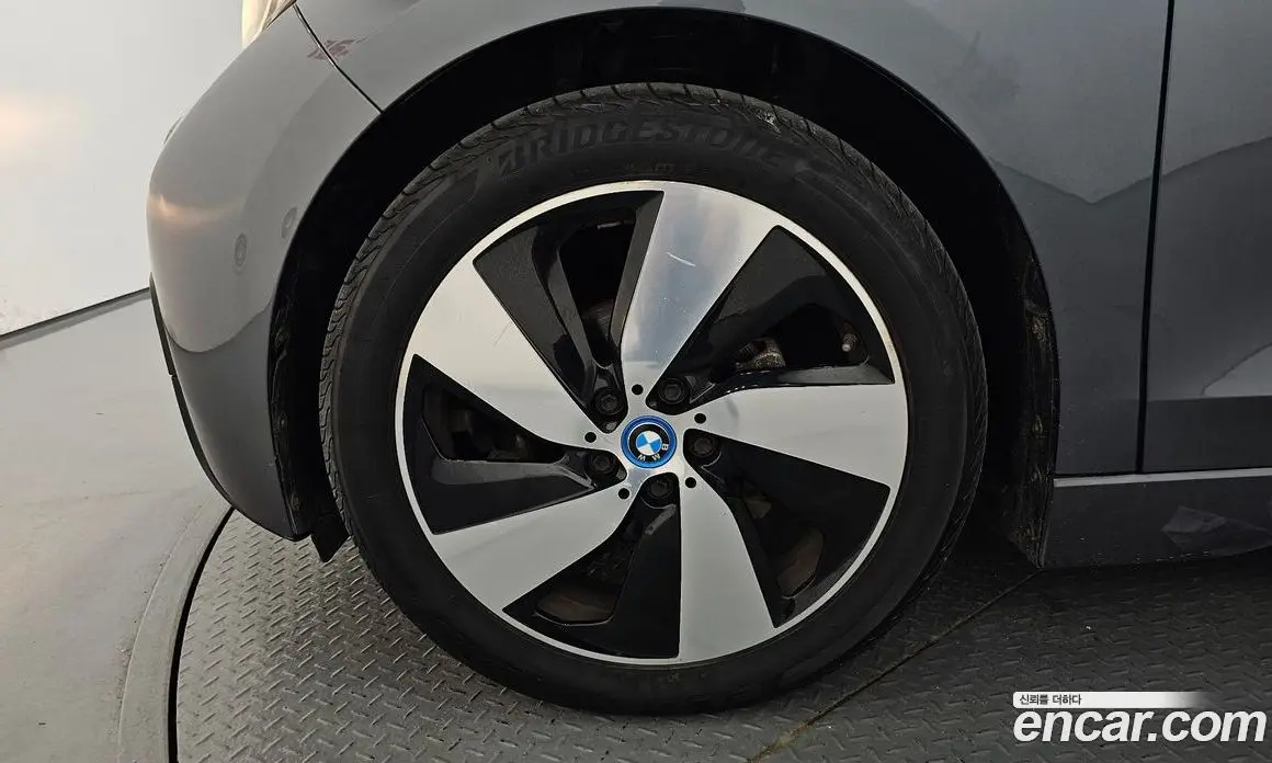 BMW i3 2016 автомат (гидро), фото 4 BMW i3 2016 автомат (гидро), фото 4