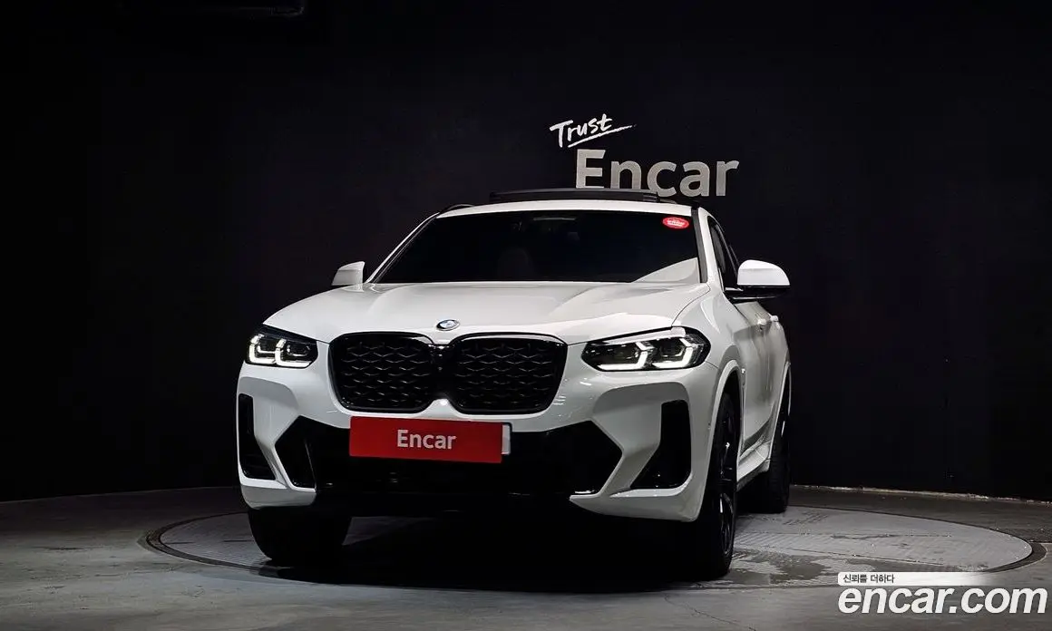 BMW X4 2025 2.0 автомат (гидро), фото 3 BMW X4 2025 2.0 автомат (гидро), фото 3