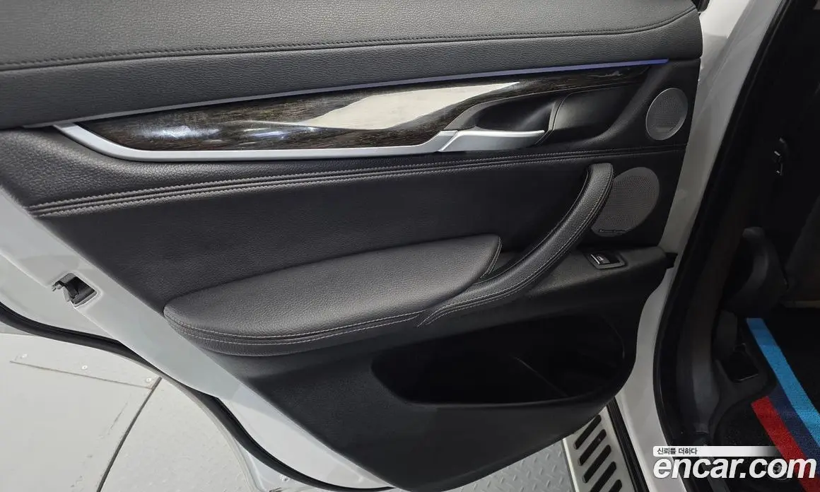 BMW X6 2017 3.0 автомат (гидро), фото 15