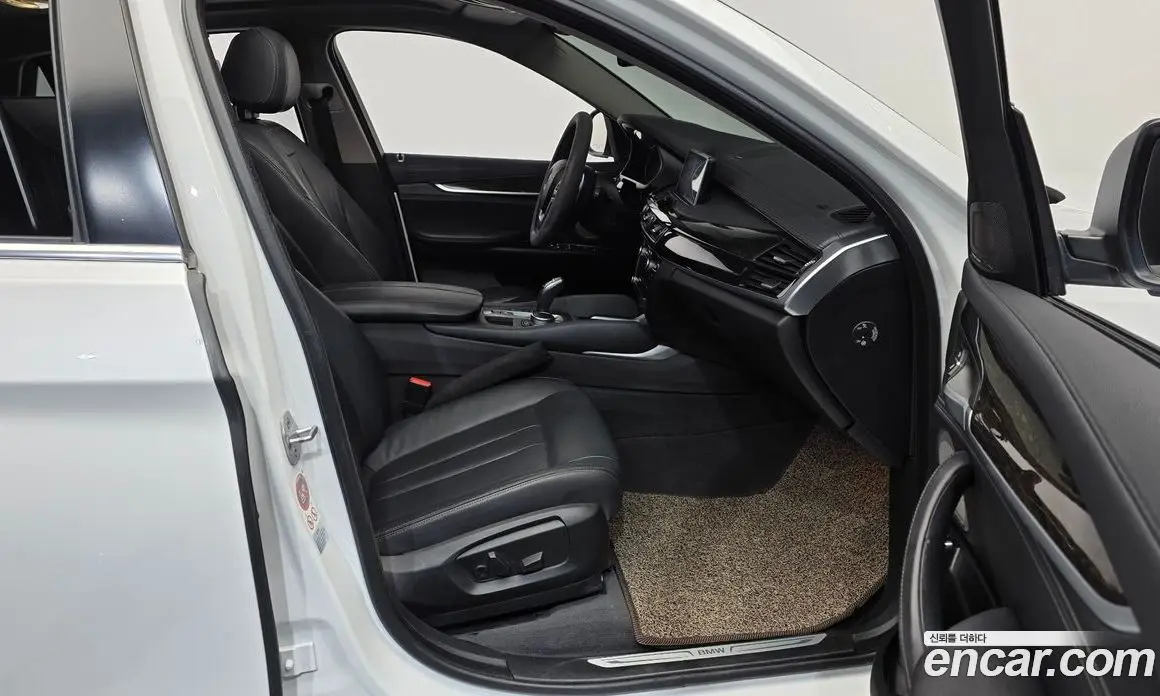BMW X6 2017 3.0 автомат (гидро), фото 17