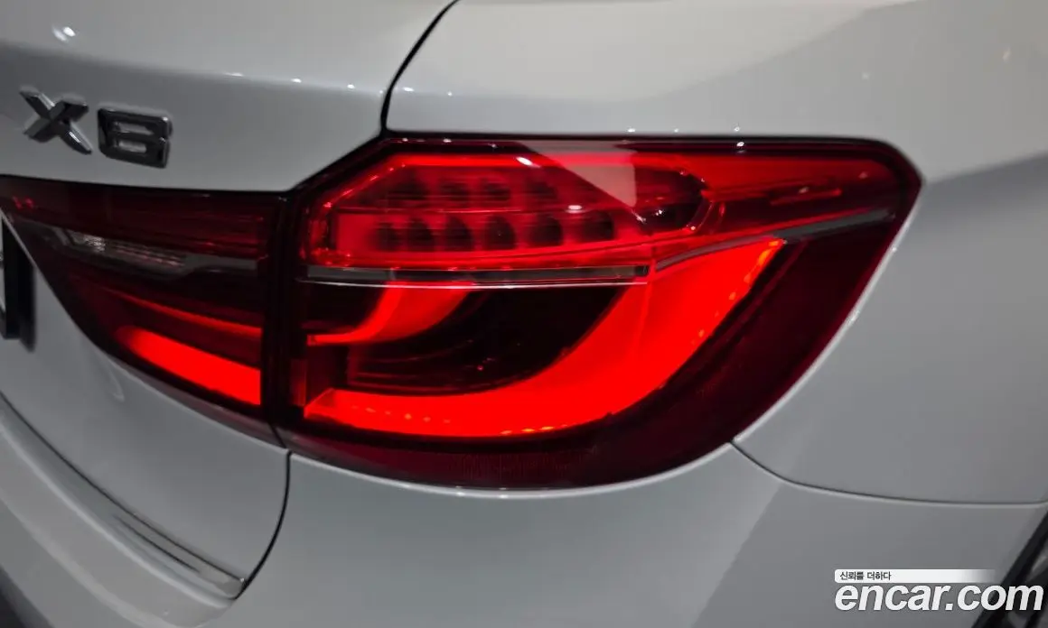 BMW X6 2017 3.0 автомат (гидро), фото 9
