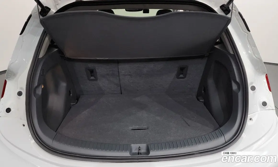 Chevrolet Bolt EV 2019 0.2 автомат (гидро), фото 20 Chevrolet Bolt EV 2019 0.2 автомат (гидро), фото 20