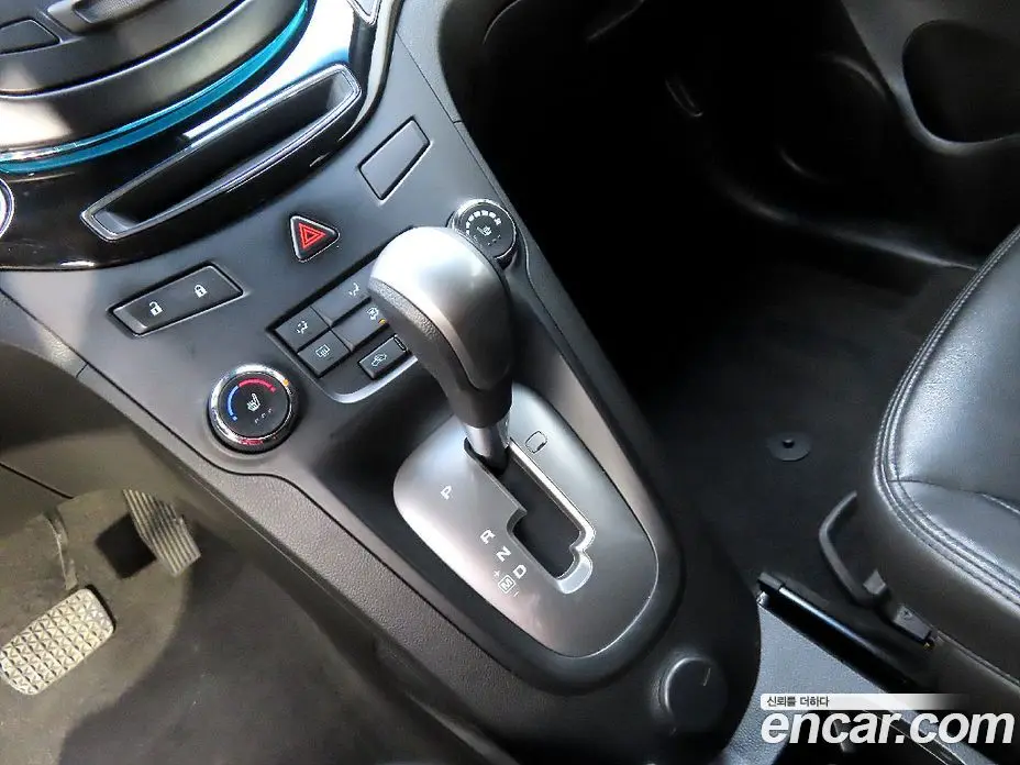 Chevrolet Orlando 2012 2.0 автомат (гидро), фото 14
