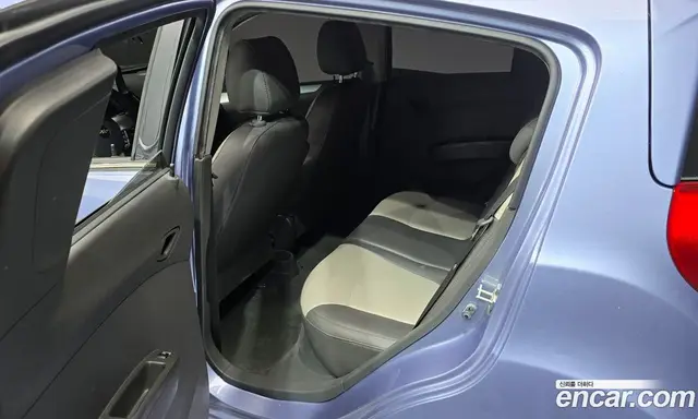 Chevrolet Spark 2014 1.0 автомат (гидро), миниатюра 11