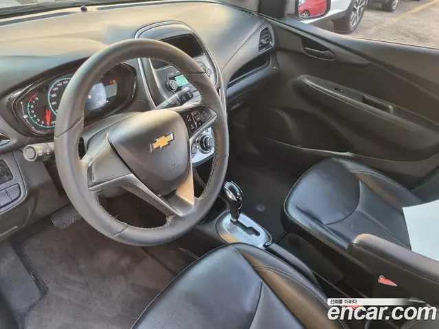 Chevrolet Spark 2015 1.0 автомат (гидро), миниатюра 11