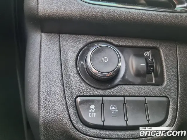 Chevrolet Spark 2015 1.0 автомат (гидро), миниатюра 12