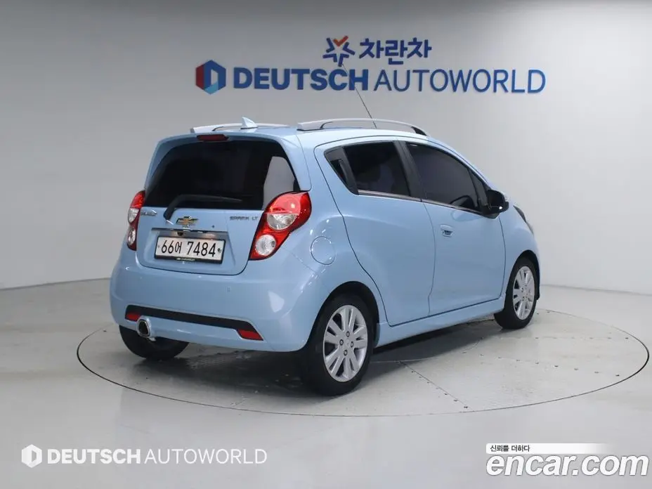 Chevrolet Spark 2015 1.0 автомат (гидро), фото 2 Chevrolet Spark 2015 1.0 автомат (гидро), фото 2