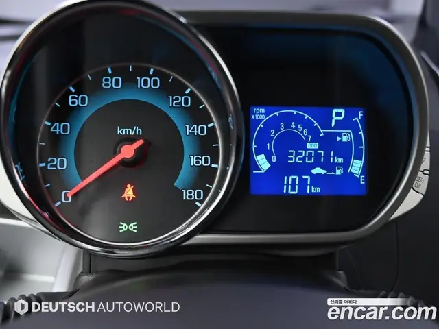 Chevrolet Spark 2015 1.0 автомат (гидро), миниатюра 8 Chevrolet Spark 2015 1.0 автомат (гидро), миниатюра 8