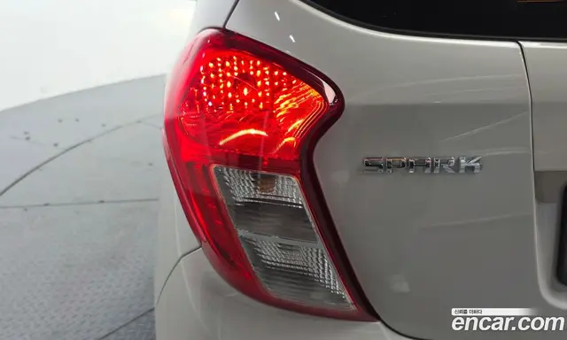 Chevrolet Spark 2018 1.0 автомат (гидро), миниатюра 9